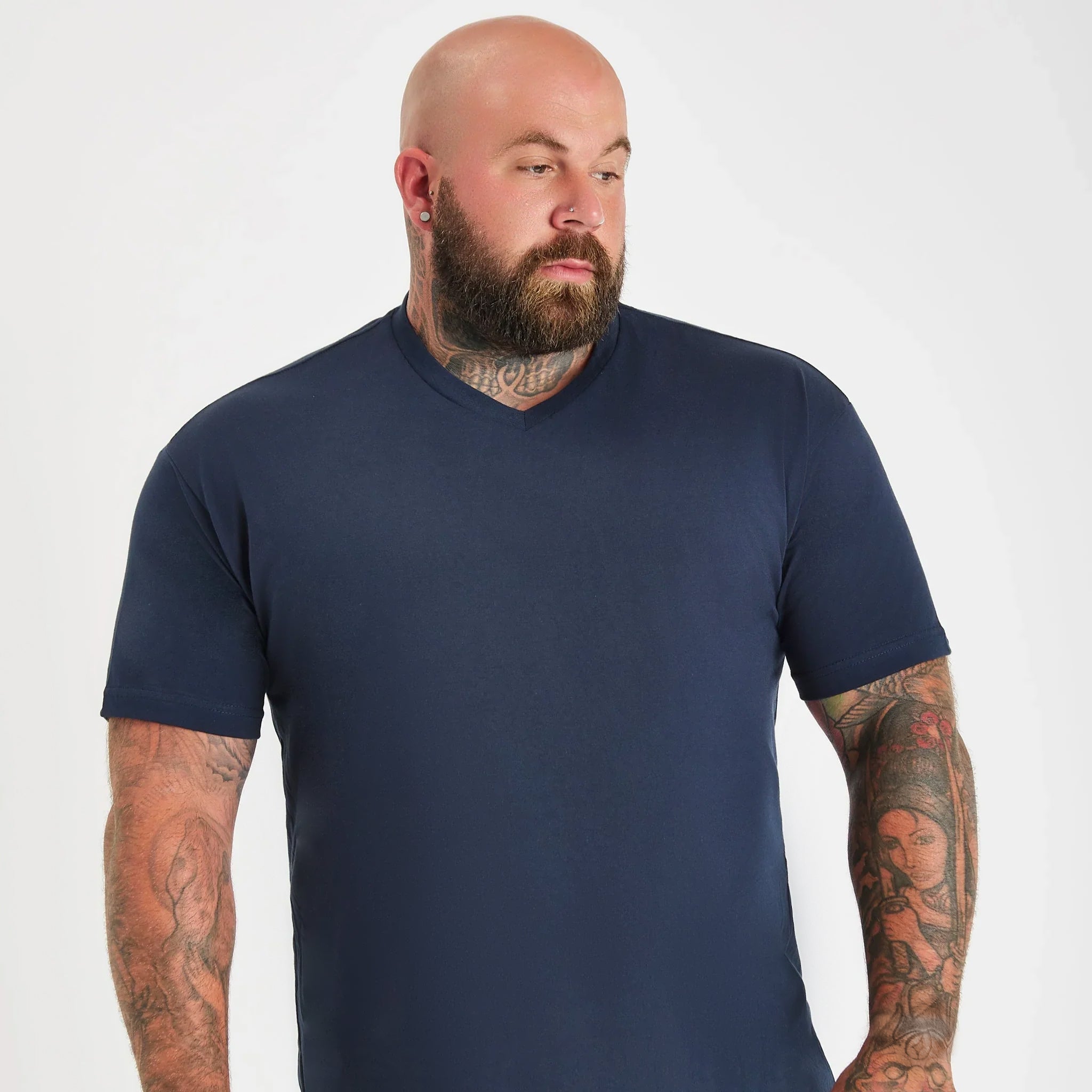 Load image into Gallery viewer, Essentials V-Neck 3-Pack