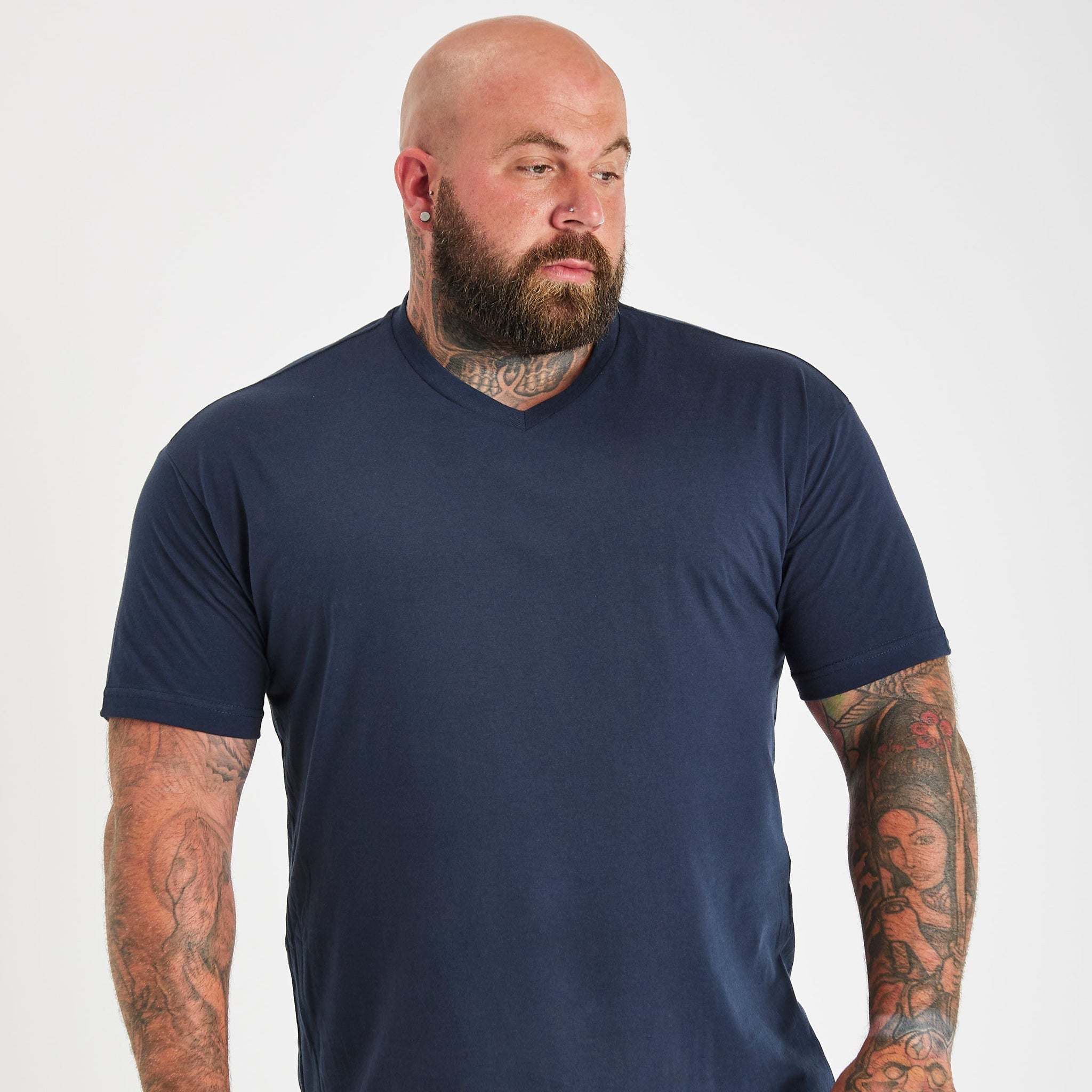 Load image into Gallery viewer, Navy V-Neck