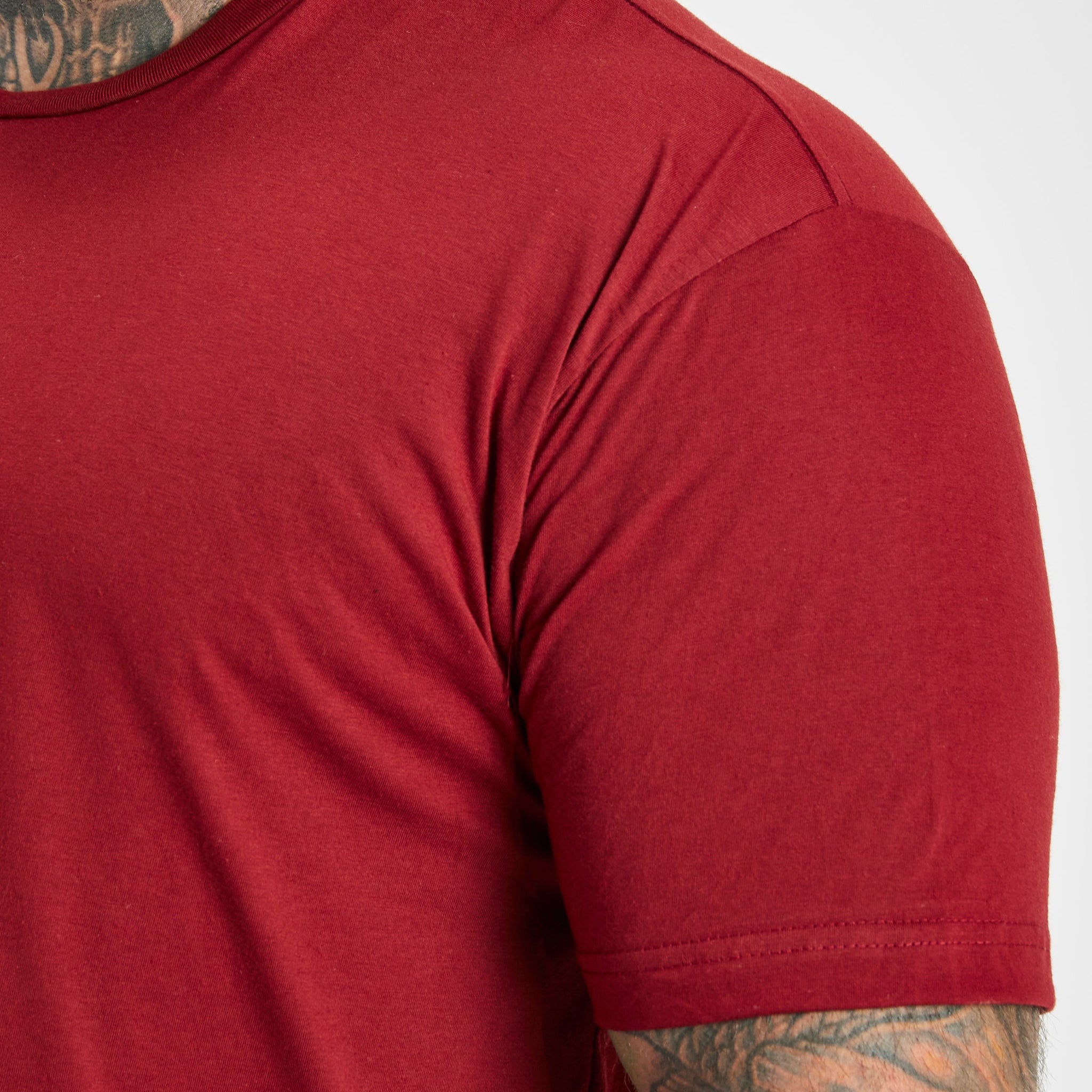 Burgundy crew hotsell neck t shirt