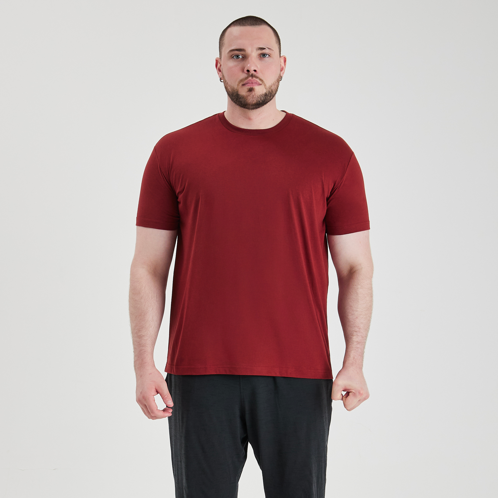 Load image into Gallery viewer, Burgundy Crew Neck
