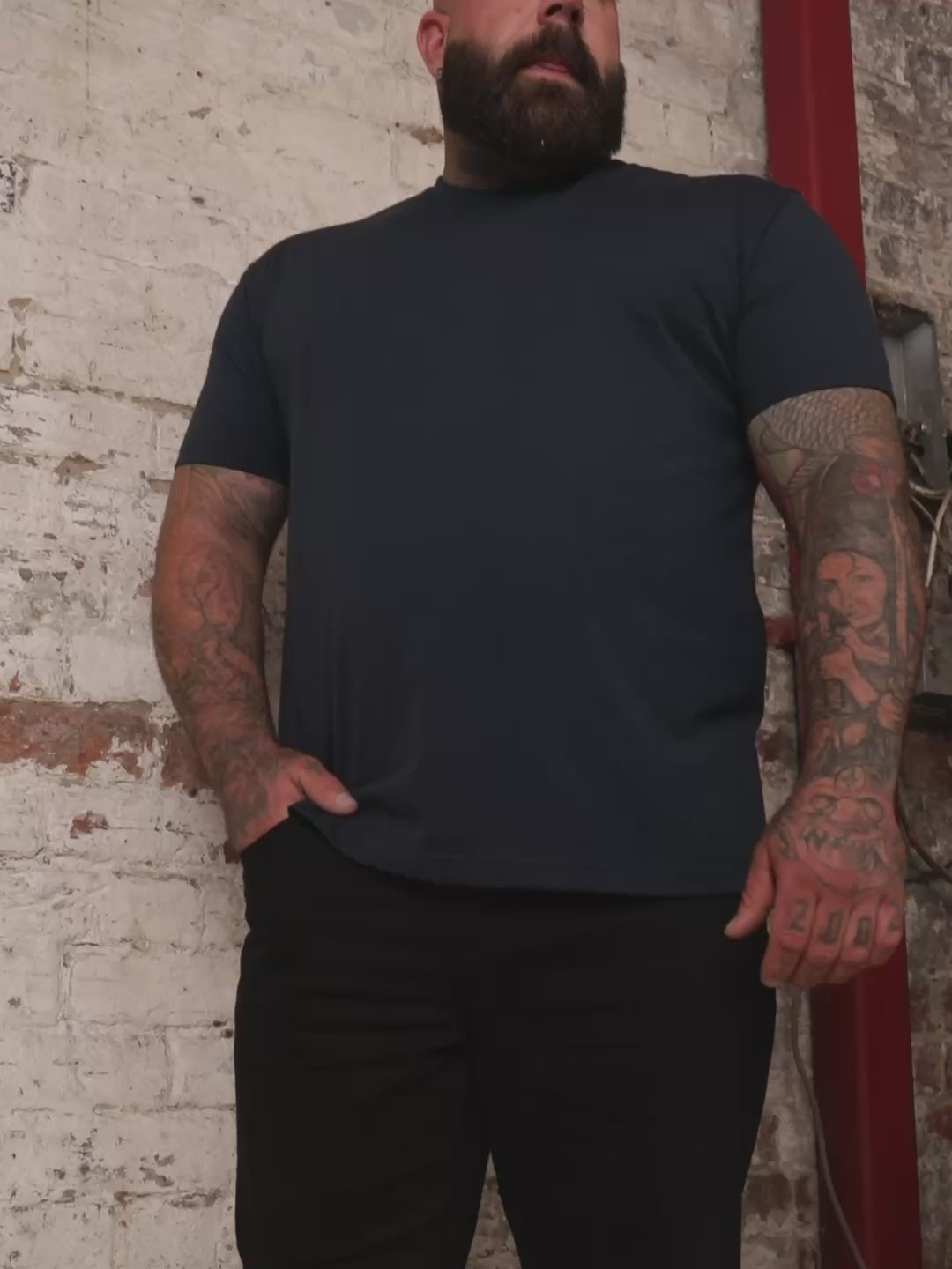 Load and play video in Gallery viewer, Navy Crew Neck T-Shirt

